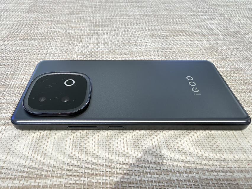 IQOO Neo 10 5G สภาพดี รูปย่อยที่ 4