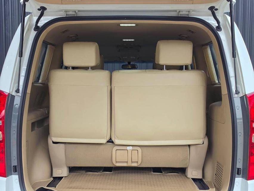 Hyundai H1 Grand Starex Premium 2012 รถมือเดียวป้ายแดง สภาพสมบูรณ์ ดูแลมาอย่างดี เซอร์วิสให้เรียบร้อย ยางใหม่ 2026 / แบตใหม่ 2026 รูปที่ 16