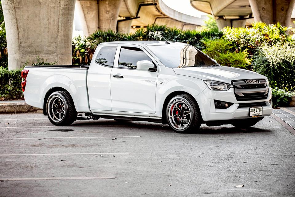 ISUZU D-MAX SPACECAB 1.9 Ddi S ปี 2021 สีเทา โฉมล่าสุด