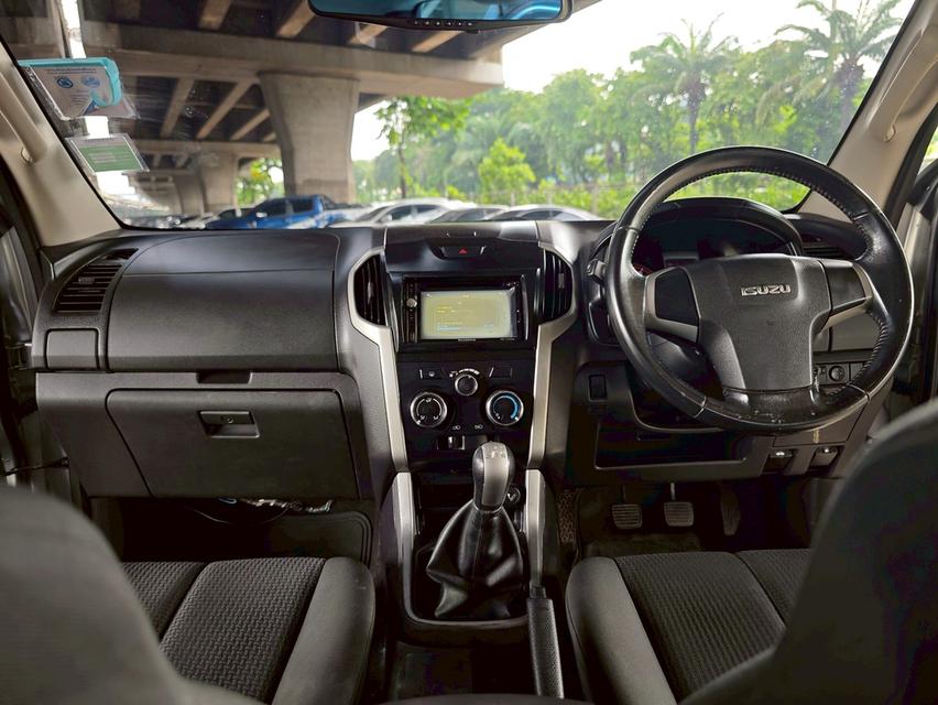 D-MAX 2.5 HI-LANDER CAB MT 12