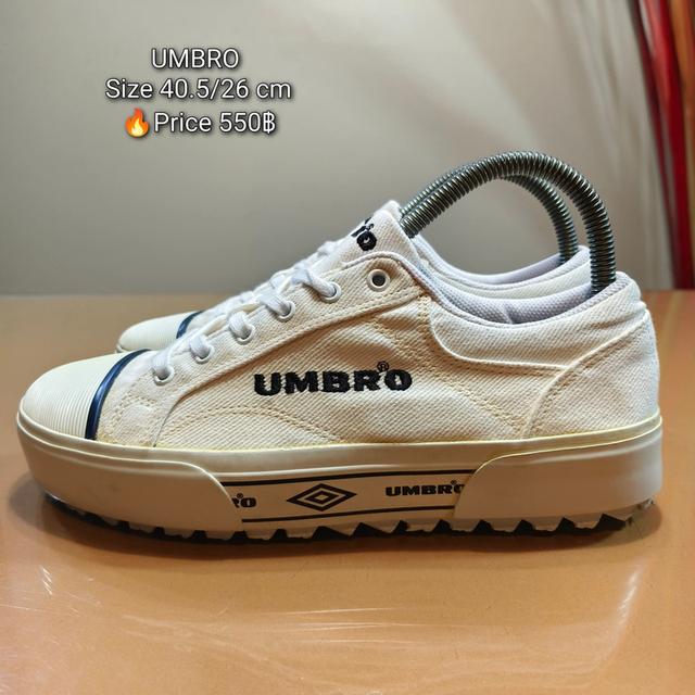 UMBRO Size 40.5/26 cmðĨPrice 550āļŋ