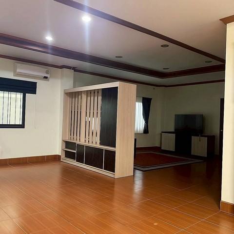 โฮมออฟฟิศ 3 ชั้น (รวมชั้นดาดฟ้า) เนื้อที่ 82 ตารางวา อ.บ้านบึง จ.ชลบุรี 8