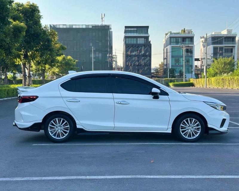 HONDA CITY 1.0 V Turbo โฉม ปัจจุบัน (4D) เกียร์ Auto สีขาว ปี 2021 รหัส QT8730 4