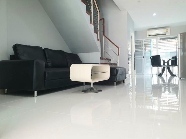 PB6000 ให้เช่า ทาวน์โฮม 3ชั้น ย่านพระราม3 โครงการ ธนาพัฒน์ เฮ้าส์ สาทร-นราธิวาส พระราม3 ตกแต่งพร้อมเข้าอยู่ 3