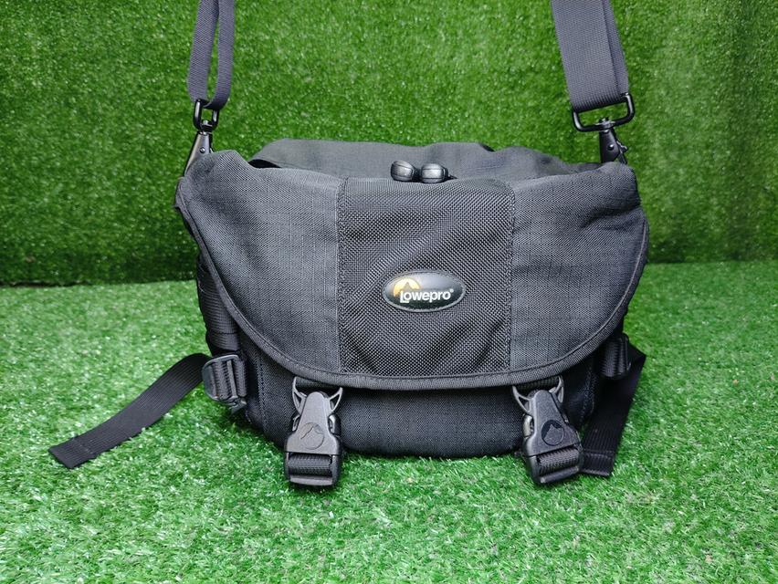 Lowepro Stealth Reporter 100AW