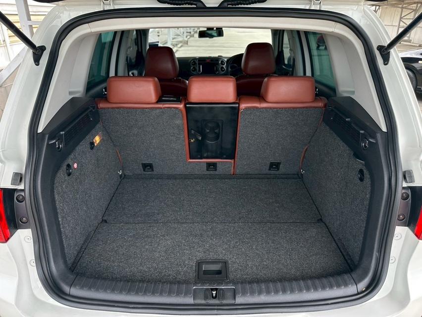 Volkswagen Tiguan TDi 4Motion 2.0L Diesel Turbo Panaromic Glass Roof  18
