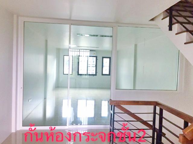 ทำเลถนนใหญ่ ให้เช่าอาคารพาณิชย์ 4ชั้น หทัยราษฏร์ รามอินทรา 105-111 พระยาสุเรนทร์ MRTนพรัตน์ 2.4 กม. ใกล้รถไฟฟ้าสายสีชมพู 8