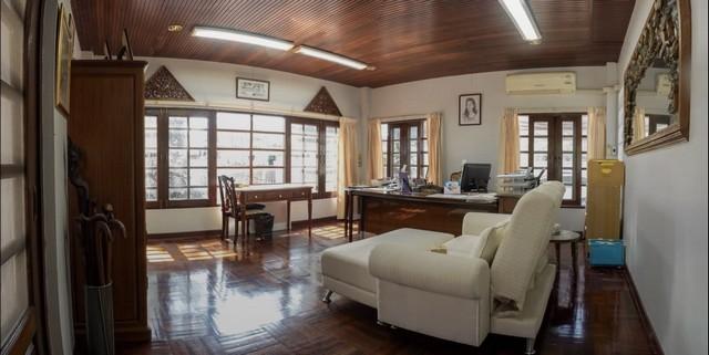 ขายบ้านเดี่ยว 2 ชั้น หมู่บ้านนวธานี เสรีไทย 256 ตร.วา หรูหรา พร้อมอยู่ เฟอร์ครบ 3