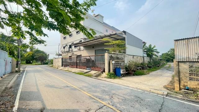 ขายบ้านเดี่ยวพร้อมที่ดินติดคลองและสวน เนื้อที่กว้างใหญ่ 1 ไร่ 170 ตร.ว. ซอยไทยร่มเกล้า ถ.กาญจนาภิเษก บางใหญ่ 7