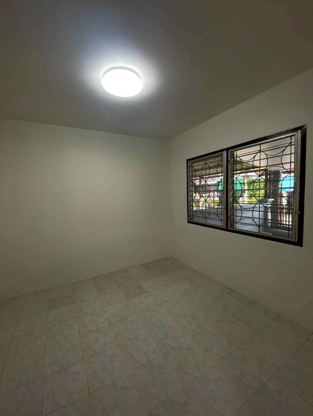 ขายบ้านทาวน์เฮ้าส์ชั้นเดียว หมู่บ้านเรือนสุข 1 คลอง 8 6