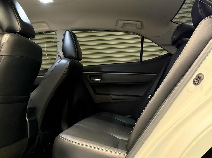 2015 TOYOTA ALTIS 1.8 ESPORT  รถวิ่งน้อย ประวัติศูนย์ครบ รถไม่มีเคยอุบัติเหตุครับ 13