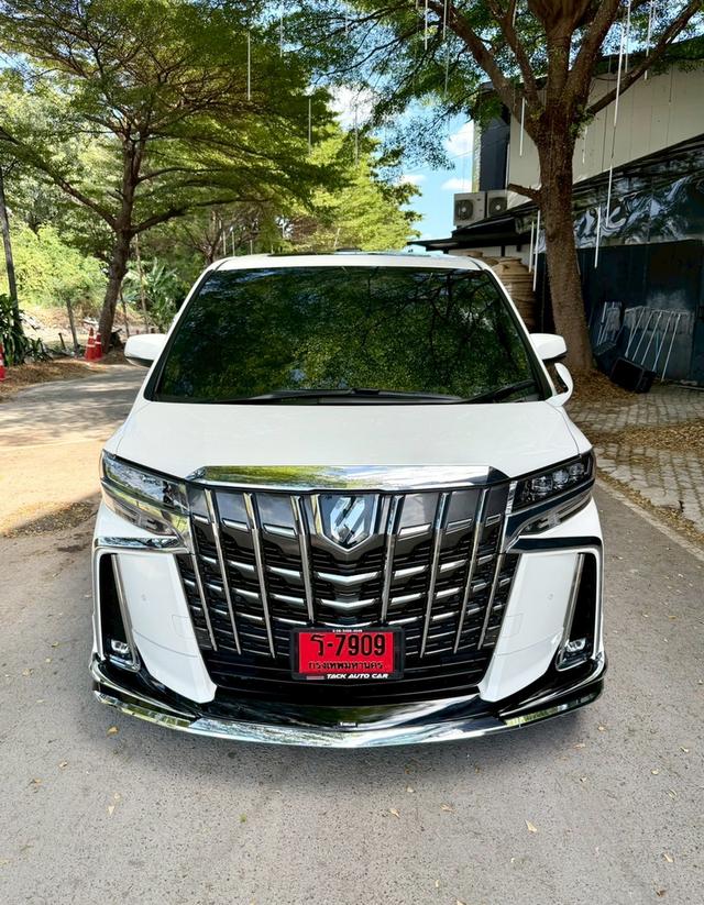 Toyota ALPHARD 2.5SC PACKAGE สีขาว ปี 2024 ไมล์ 40,000 กม.