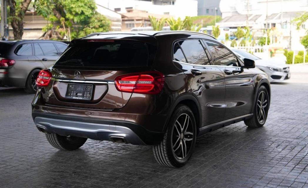 Benz GLA 200 ปี 2015 หรูหรา ราคาประหยัด ไมล์น้อย 6