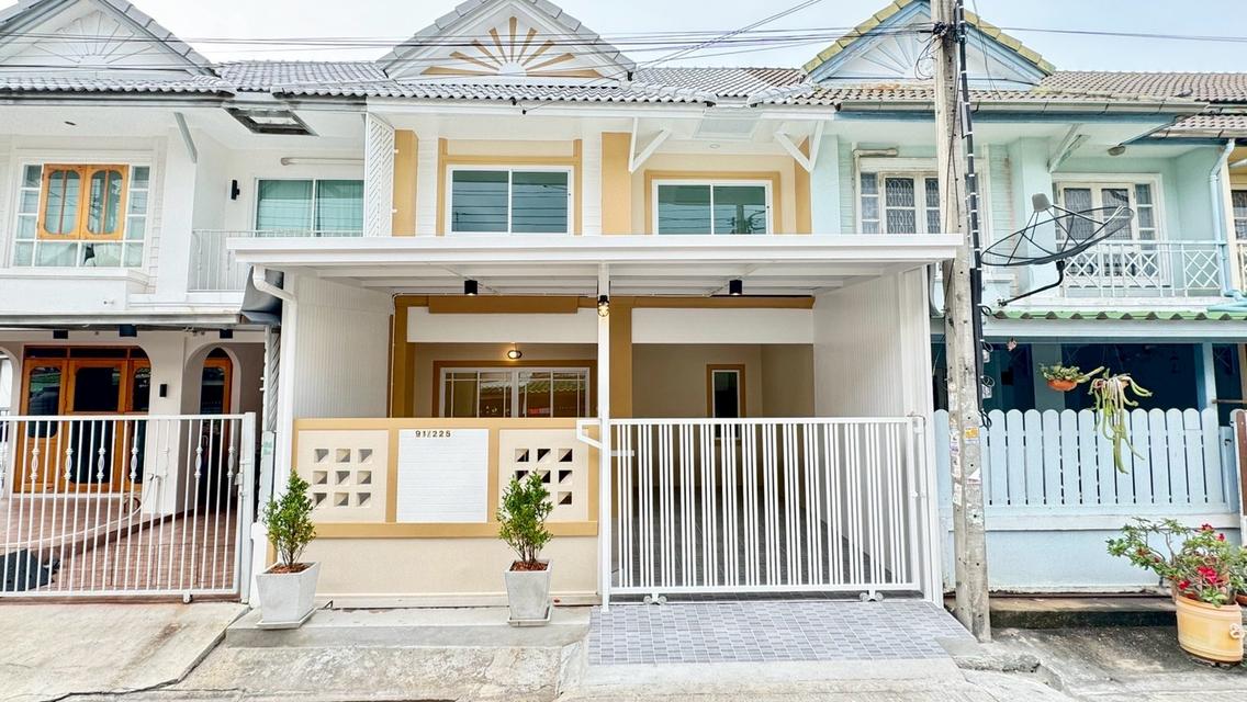 หมู่บ้านพฤกษา14B
