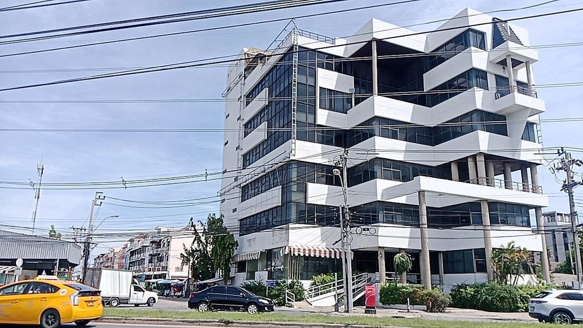 ขายอาคารสำนักงานขนาดใหญ่ สวยมาก 6 ชั้นพื้นที่ใช้สอยมากกว่า 3,000 ตรม  โฉนดลอยพร้อมโอนราคาไม่แพง ติดถนนใหญ่ ติวานนท์-ปากเกร็ด 25 16