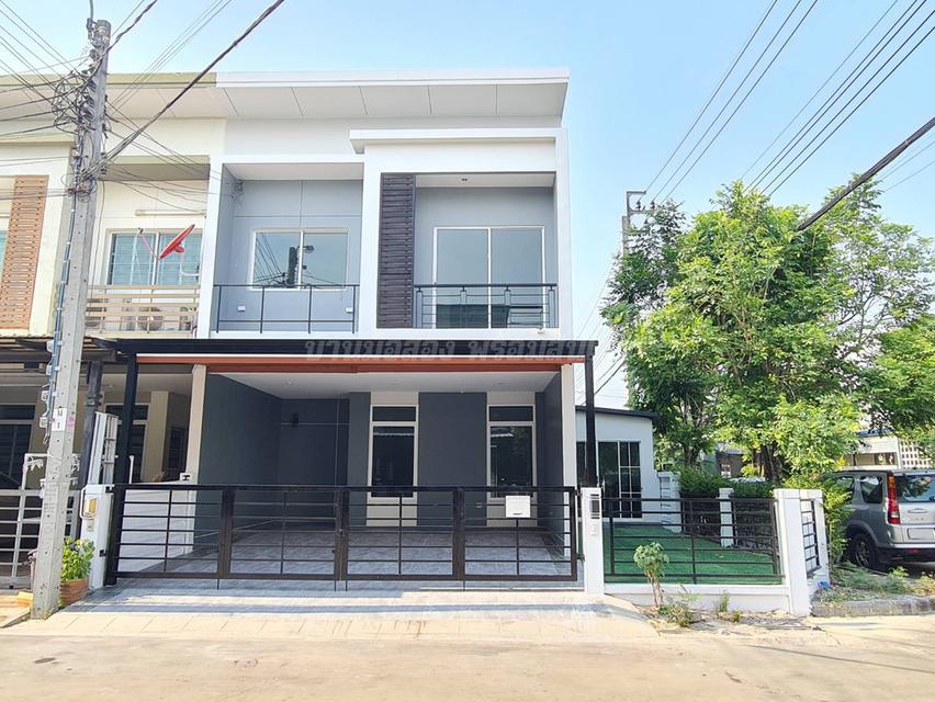 หมู่บ้านฮาบิเทีย เลียบคลองสอง-คู้บอน 1