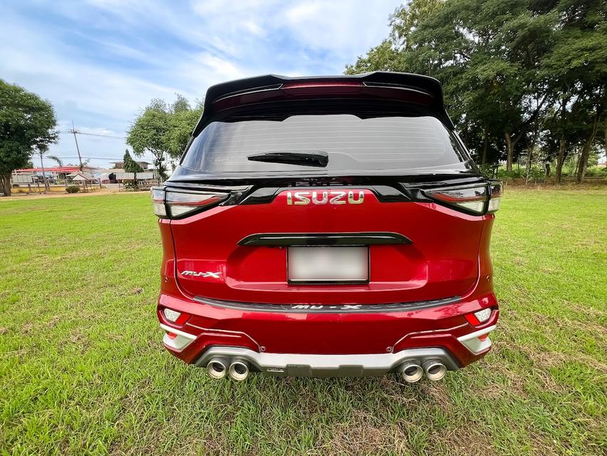 รถยนต์ Isuzu MU-X Ulitmates 3.0 4x2 ปี 2022 รูปที่ 2