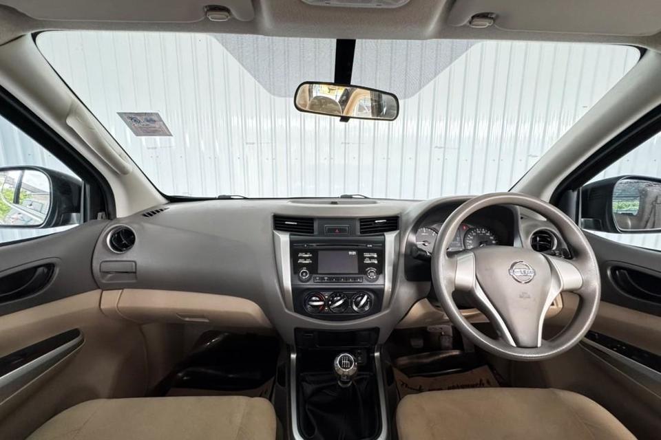 Nissan Navara NP300 2.5E King Cab ดีเซล เกียร์ธรรมดา  ปี2016 13