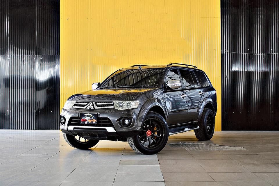 ประหยัด ติดก๊าซ LPG แล้ว Pajero Sport 3.0 GT V6 ออโต้ พวงมาลัย Paddle Shift