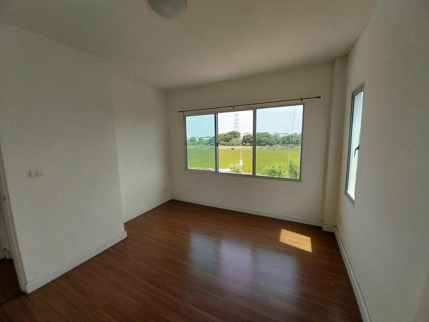 ทาวน์โฮม 3 ชั้น ห้องมุม มบ.ทาวน์พลัส เทพารักษ์ 2.95 ล้าน เจ้าของขายเอง 5