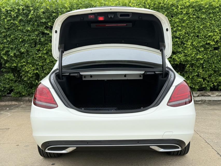 Benz C220d Avantgard ดีเซลล้วน W205 ปี 2019 12