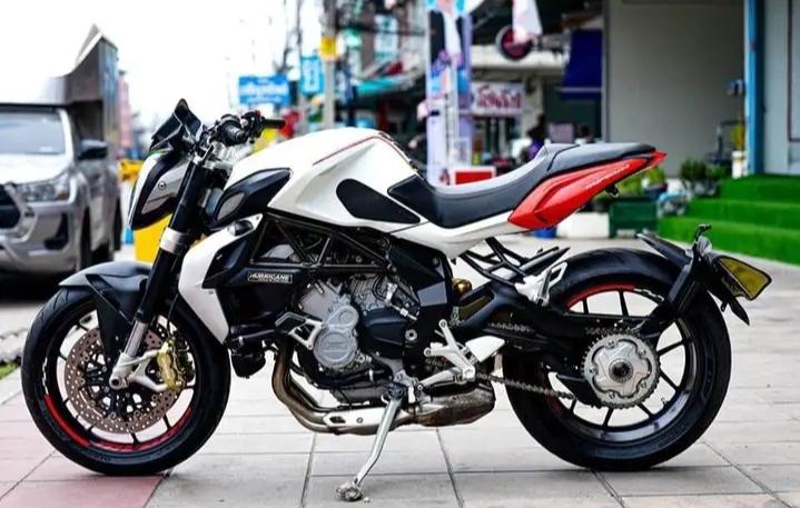 2015 MV Agusta Brutale 800 2