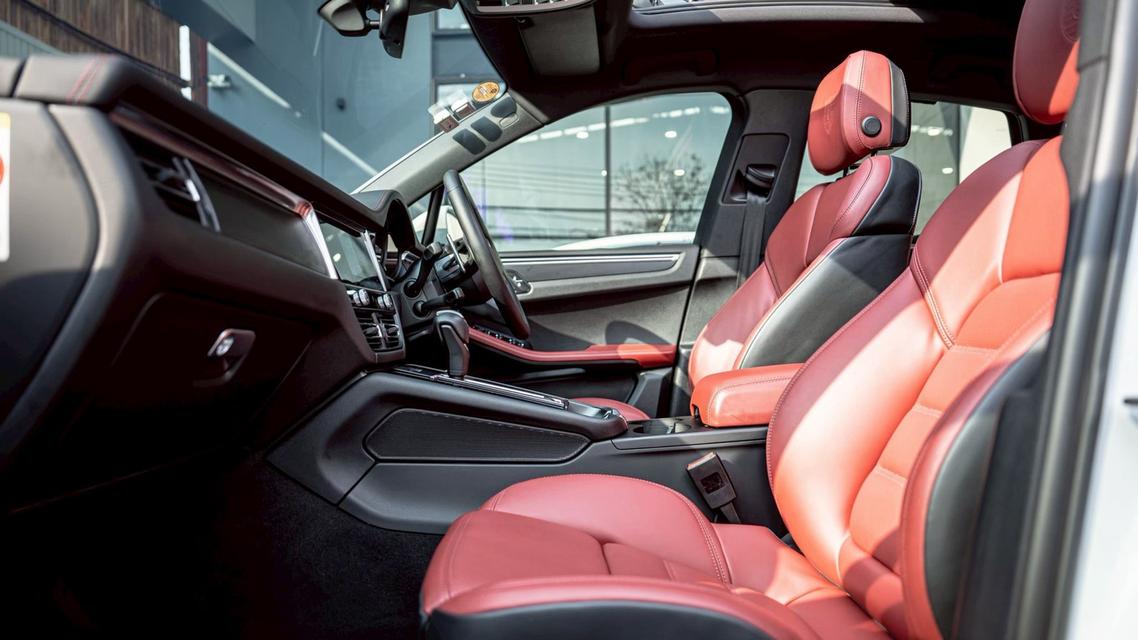 Porsche Macan 2023 Full Option !!! คันนี้กด Option มาเกือบล้าน รถศูนย์ AAS เลขไมล์แท้เพียง 5,000 กม. เท่านั้น รูปที่ 15