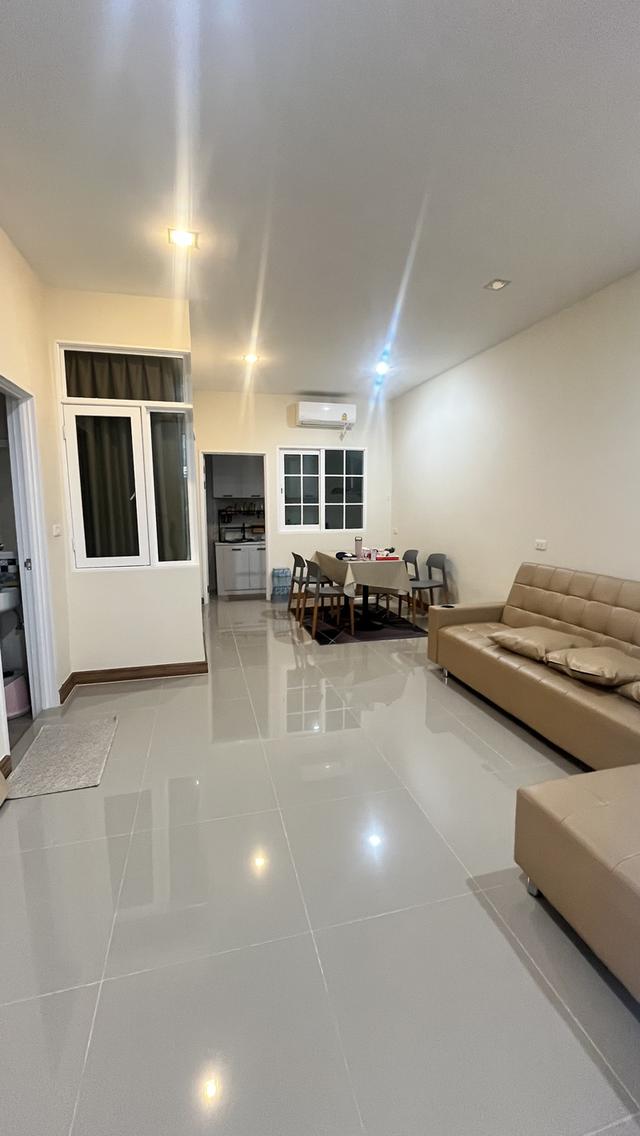 ทาวน์โฮม 2 ชั้น 2