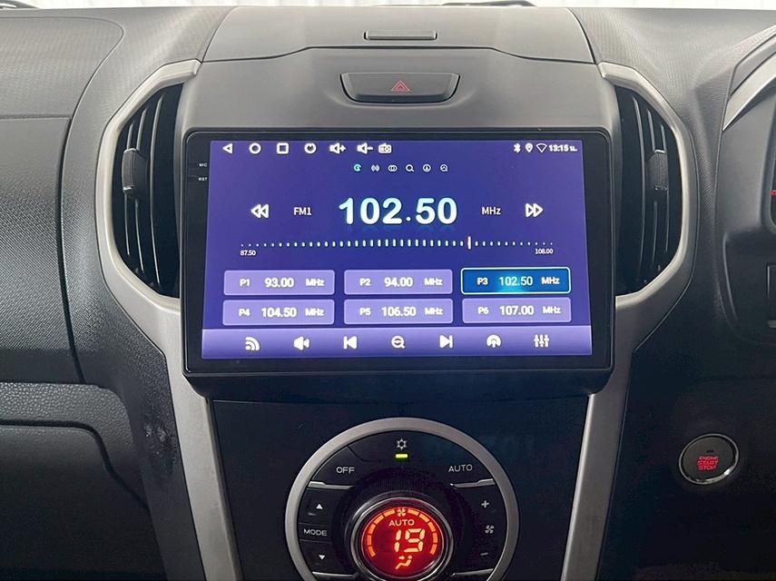 Isuzu  Mu-X 3.0 DVD NAVI ดีเซล เกียร์ออโต้  ปี2015 17