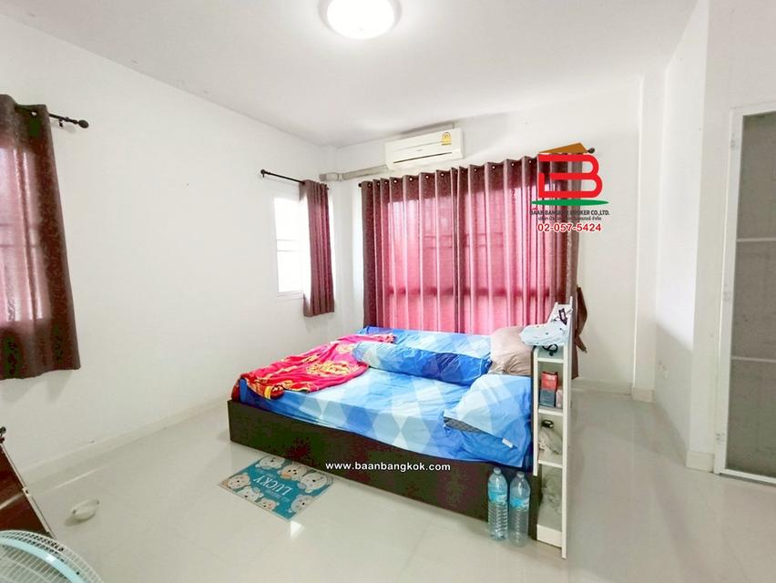 บ้านเดี่ยว 2 ชั้น เนื้อที่ 53.5 ตร.ว. หมู่บ้านนนทิชา ลำลูกกา คลอง 8 (ทางไปวัดดอนใหญ่) ถนนลำลูกกา ตำบลลำลูกกา อำเภอลำลูกกา ปทุมธานี 11