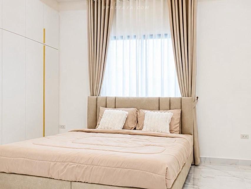 For Sale — Brand-New Modern Pool Villa at Thung Klom-Tan Man Soi 12, PattayaBrand-new single-storey pool villa for sale at Thung Klom-Tan Man Soi 12. 10