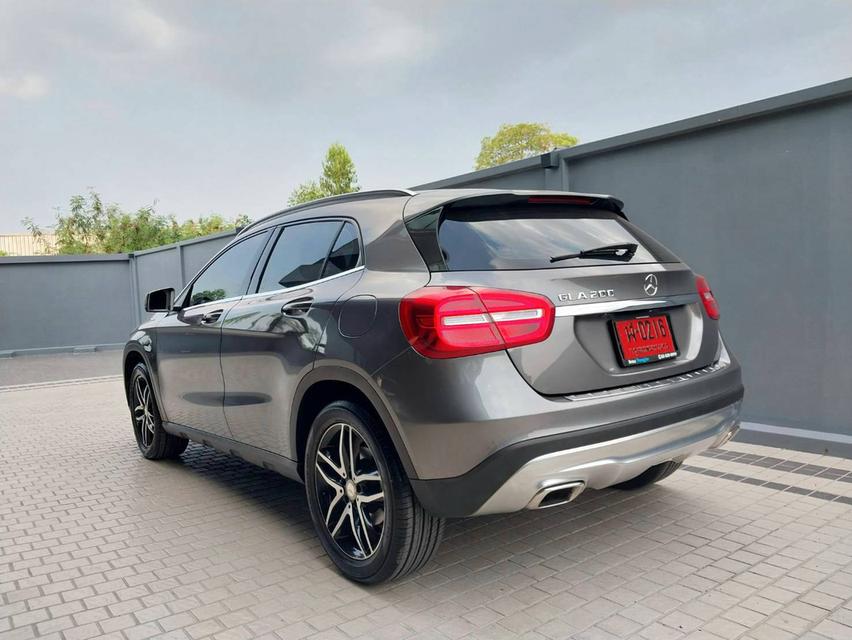 2015 Benz GLA200 สีเทา รูปที่ 6
