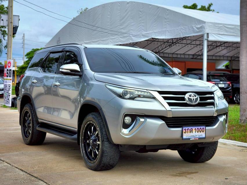 ขาย Toyota Fortuner 2.4V ปี16