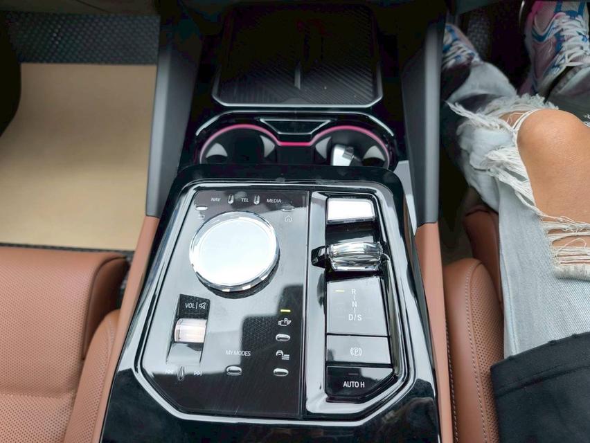 รหัสรถ KPV9732 🚗✨ 2025 BMW 530e M SPORT PRO (ยังไม่จดทะเบียน) ✨🚗 12