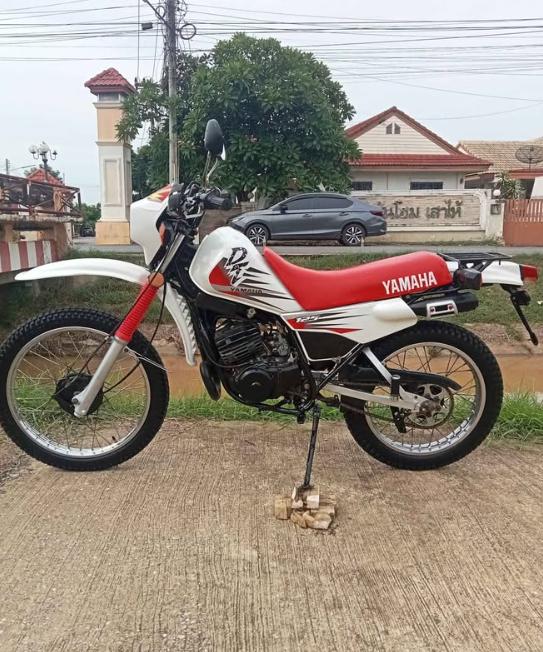 2009 Yamaha DT125 ถังอูฐ