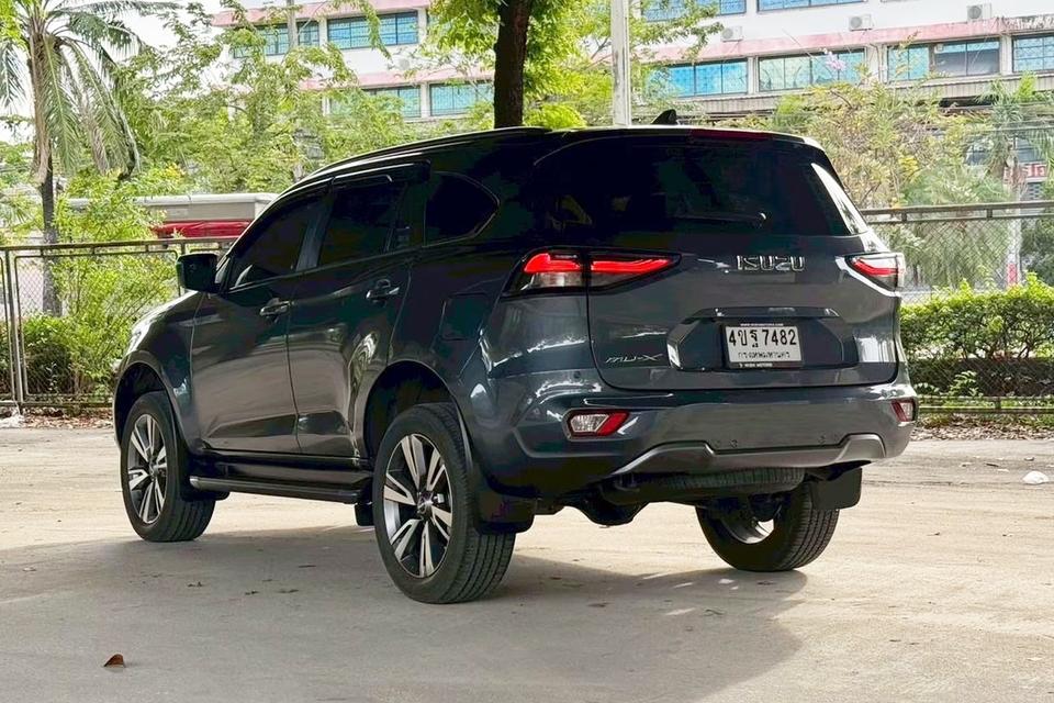 ðĨāļāļĢāļĩāļāļēāļ§āļāđ MU-X āļĢāļāļŠāļ§āļĒāļĄāļ·āļāđāļāļĩāļĒāļ§ āļāļĩāđāļŦāļĄāđ āđāļĄāļĨāđāļāđāļāļĒ Isuzu MU-X 1.9 ULTIMATE 2WD AT āļāļĩ 2023 āļĢāļđāļāļāļĩāđ 8