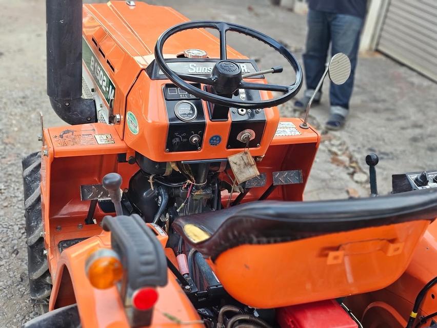 ขายรถไถ Kubota B1502 มือสอง 3