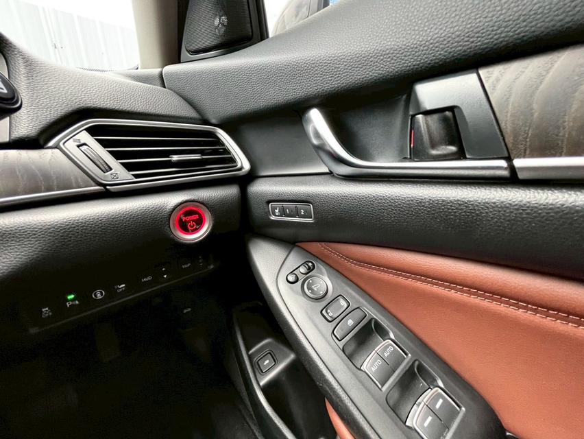 ขาย Honda Accord 2.0Hybrid Tech ปี21 10