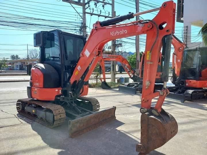 ขายด่วยรถขุด KUBOTA U36 ตู้แอร์ 2