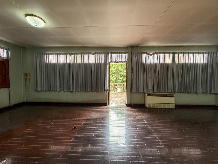 ให้เช่าที่ดินพร้อมสิ่งปลูกสร้าง 658 ตรว ,ติดถนนสาธุประดิษฐ์ เหมาะแก่การพักอาศัย และร้านคาเฟ่ ,ร้านอาหาร 8