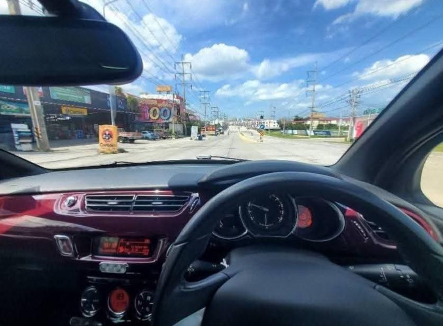 2011 Citroën DS3 · Hatchback · ขับไปแล้ว 80,000 กิโลเมตร2011 Citroën DS3 · Hatchback · ขับไปแล้ว 80,000 กิโลเมตร2011 Citroën DS3 · Hatchback · รูปที่ 6