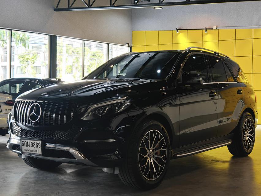 Benz GLE250d Exclusive 4MATIC 2016 สีดำ