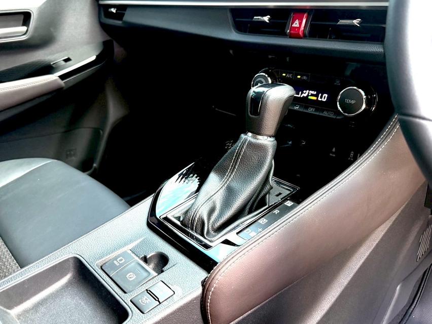 TOYOTA YARIS ATIV 1.2 PREMIUM ปี 2022 รูปที่ 19