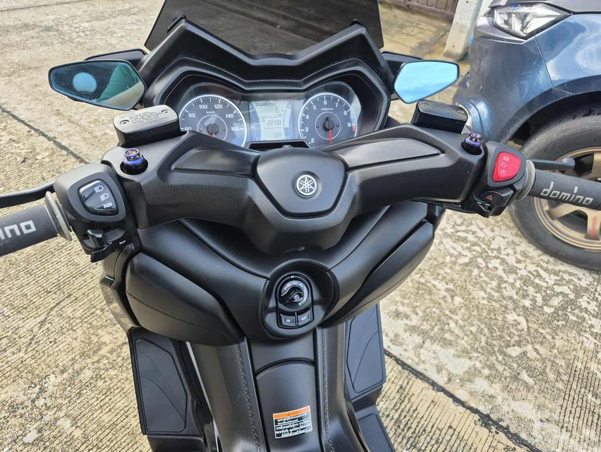 Yamaha x-max 300  7