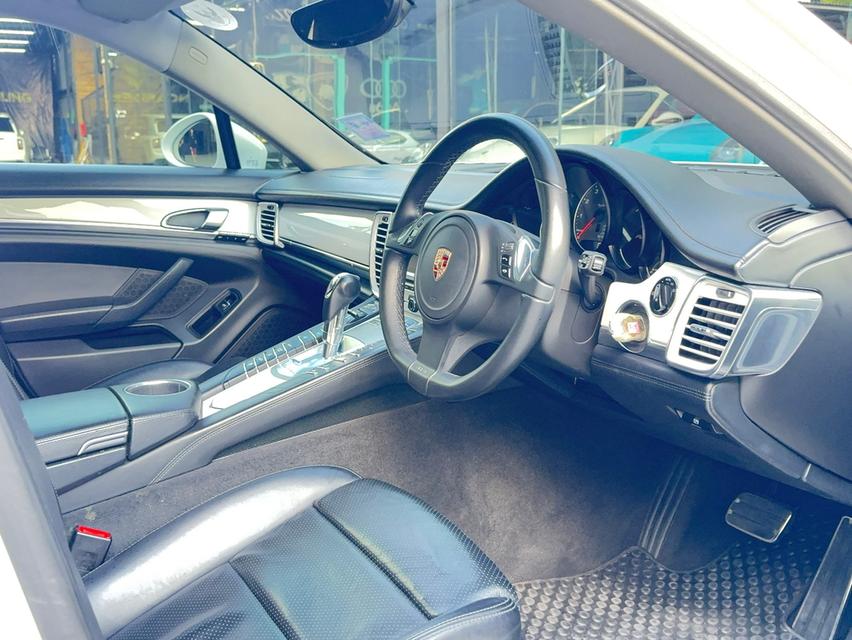 Porsche Panamera S hybrid ปี 2012 9