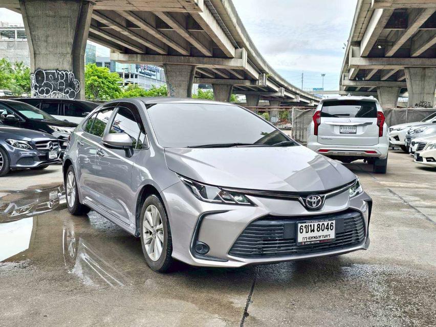 toyota Altis 1.6G ปี25