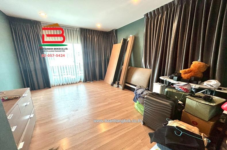 บ้านแฝด โครงการ ภัสสร รามคําแหง-ราษฎร์พัฒนา (ซอยเคหะร่มเกล่า 78 แยก 1) เนื้อที่ 39.8 ตรว.  ถนนรามคำแหง แขวงราษฎร์พัฒนา เขตสะพานสูง  10
