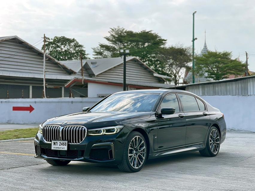 BMW 745 4