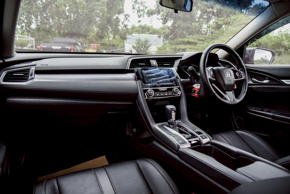 รหัสรถ CBL4581 HONDA CIVIC FC 1.8 EL AT 2016 12