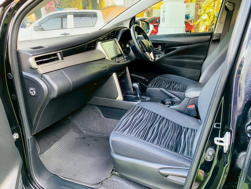 TOYOTA INNOVA CRYSTA 2.8 ปี 2022 คุ้มมาก รูปที่ 10